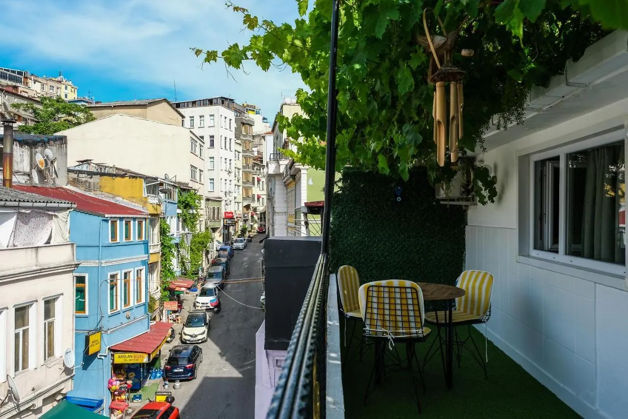 Taksim Neo Pera Suites Istanbul Aparthotel